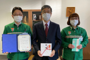 セブン‐イレブン店舗が入居する医療施設で働く皆様へポイントを付与した電子マネー「nanaco」を寄贈
